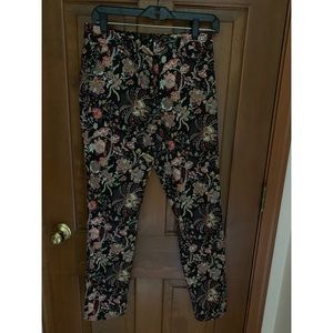 Paisley printed Pencil Pant